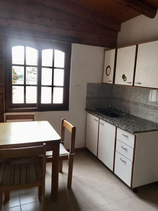 Pequena Casa De Troncos, Detras De Casa Principal No Trabajo Con Tarjeta De Credito Puerto Madryn Exteriér fotografie