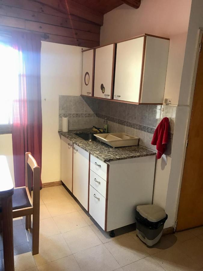 Pequena Casa De Troncos, Detras De Casa Principal No Trabajo Con Tarjeta De Credito Puerto Madryn Exteriér fotografie