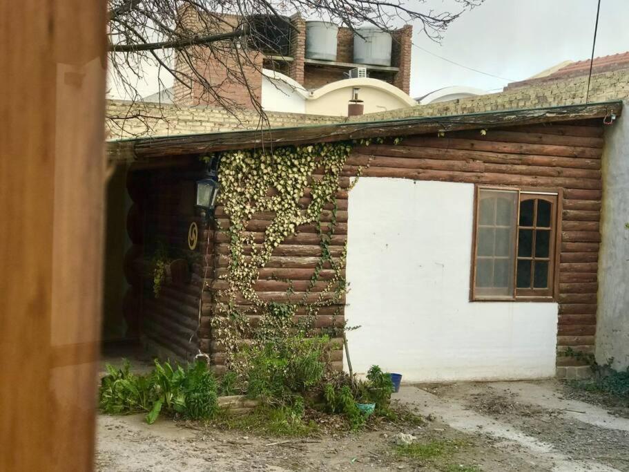 Pequena Casa De Troncos, Detras De Casa Principal No Trabajo Con Tarjeta De Credito Puerto Madryn Exteriér fotografie